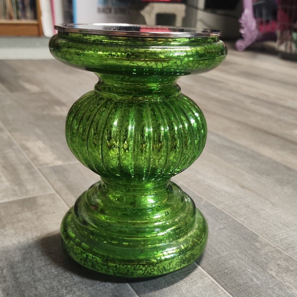 Green Glass Candle Holder Lights Up On A Timer.